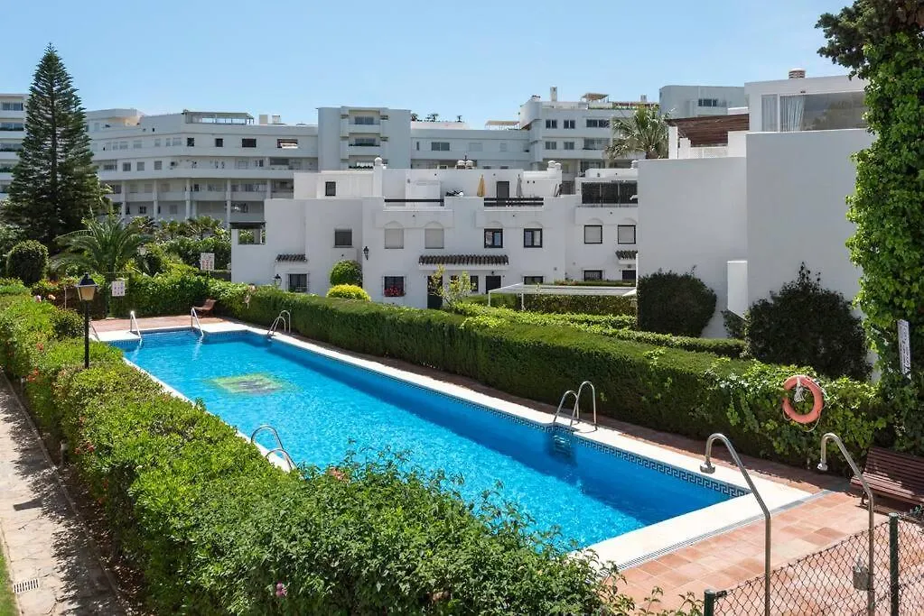 アパート Nice 3 Bedroom Apartment, Next To The Beach, With Pool マルベーリャ